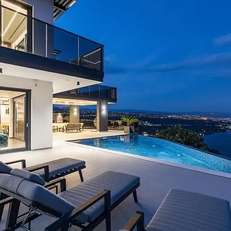 Platinium Villa